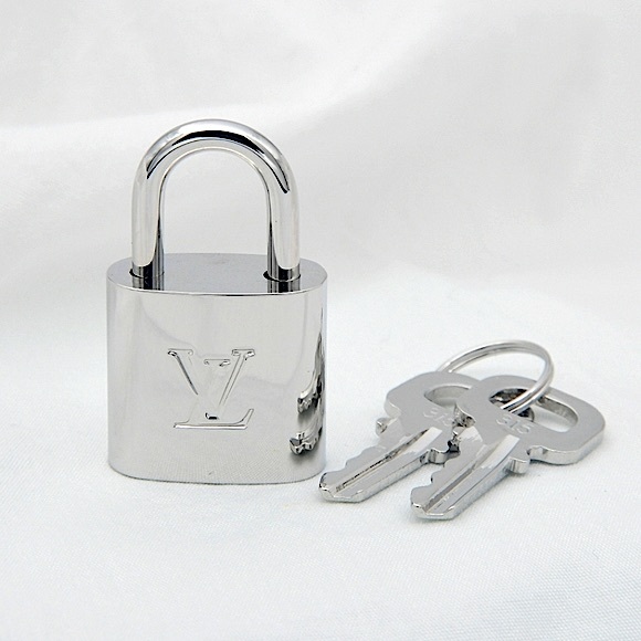 Authentic Louis Vuitton SILVER Lock & Keys Necklace #315 NEW Long & Short Chain - Picture 10 of 11